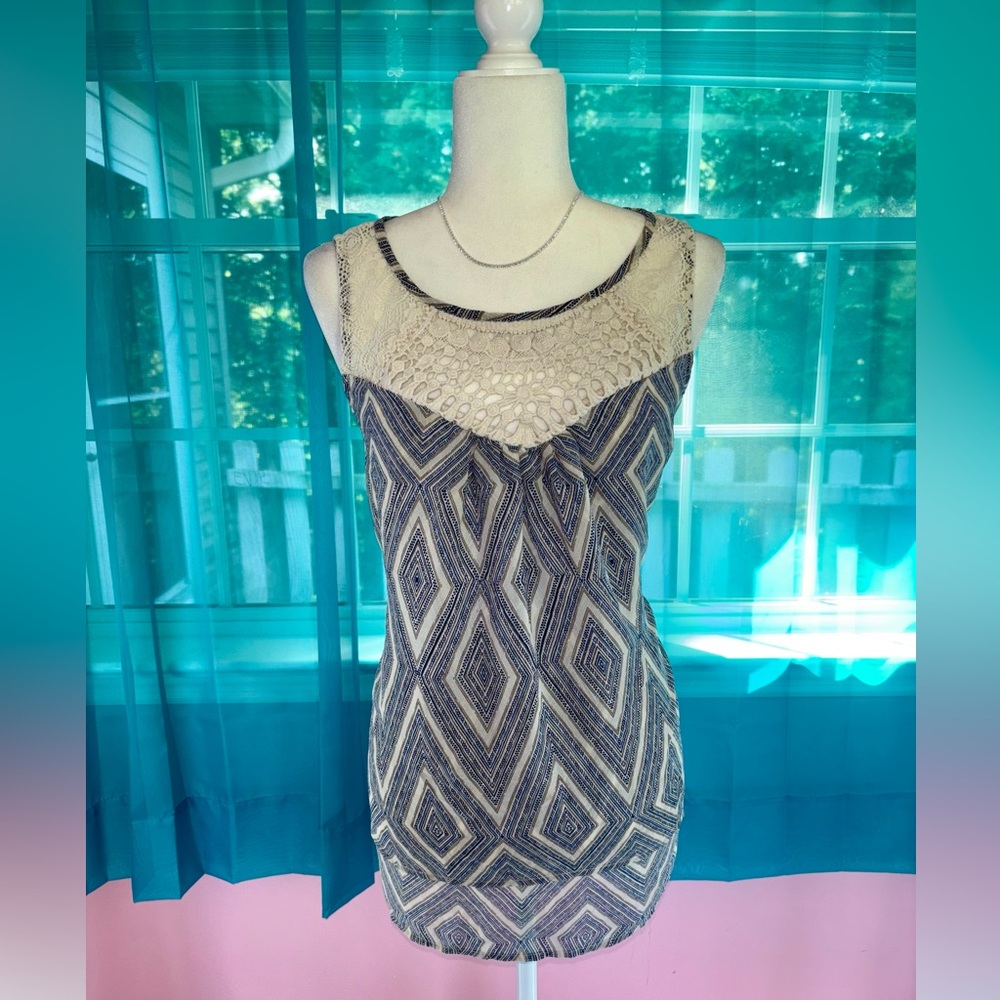 Maurices Blue & White Geometric Lace Top with Button Keyhole Back Size 3X